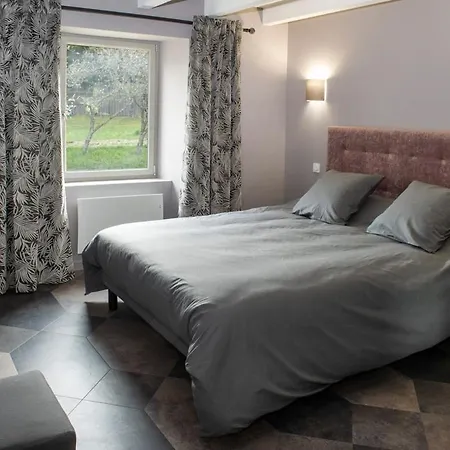Holiday home Maison Chauvet 4 Epis 10-12 Pers Aux Monts-verts